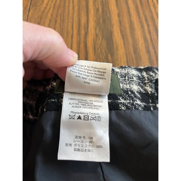 Eddie Bauer woman’s black and white plaid wool skirt size 12 - Picture 5 of 6